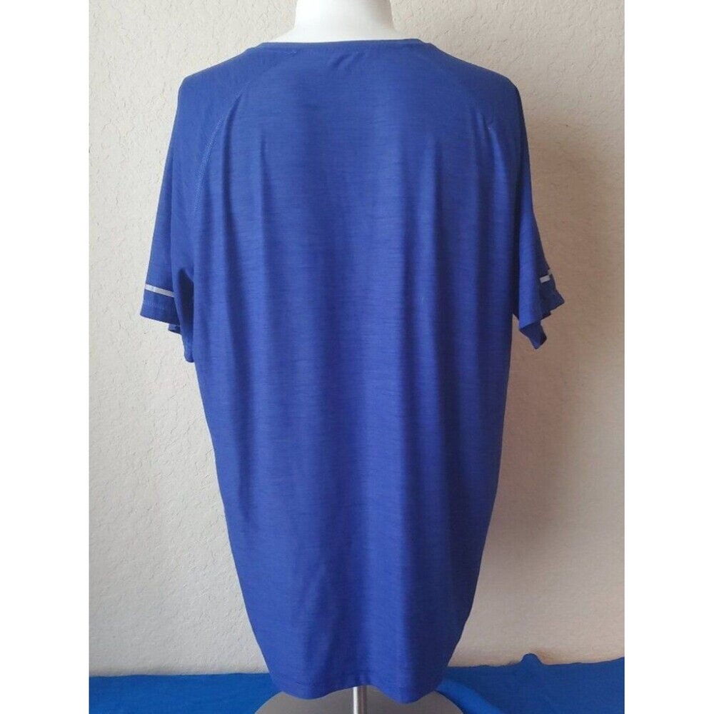 Old Navy Active Breathe ON Men's T-Shirt - Royal Blue (Size XL) - Picture 3 of 8